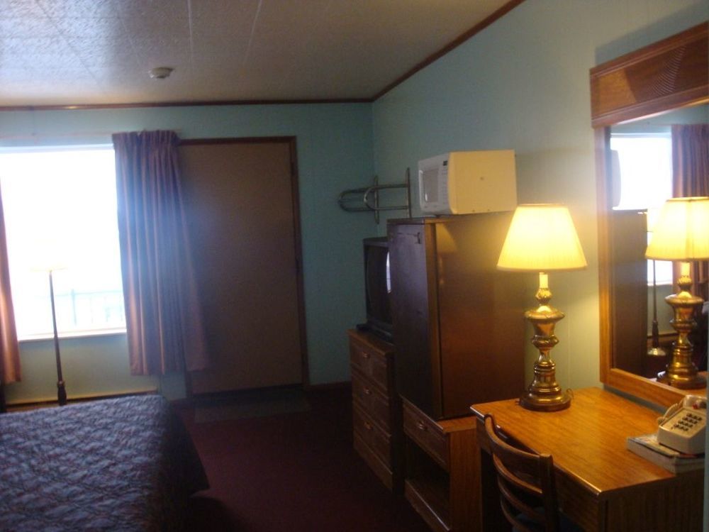 Currys Motel By Oyo Saginaw Mi 部屋 写真